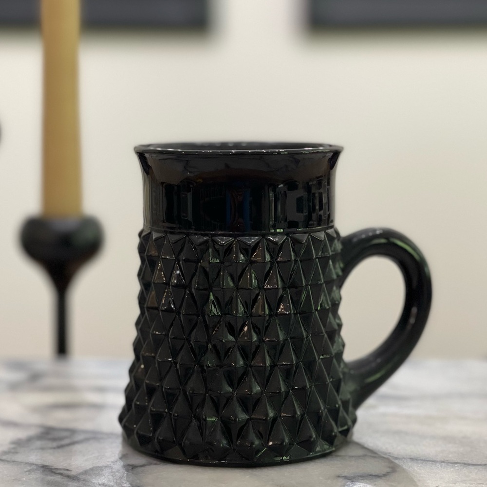 ▪️Vintage Cameo Black DIAMOND POINT Glass Coffee Mugs Indiana Glass▪️